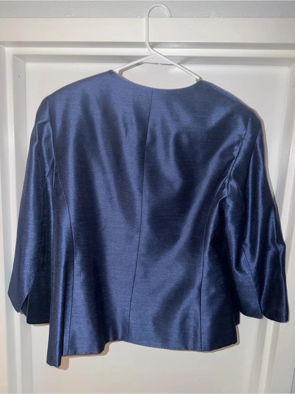 Nipon Boutique Navy Satin-Effect Floral Trim Blazer 18W - Picture 5 of 6